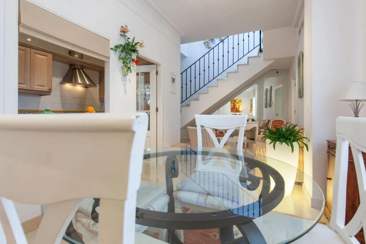 Espectacular Apartamento Con Terraza Privada Parking Seville Apartment